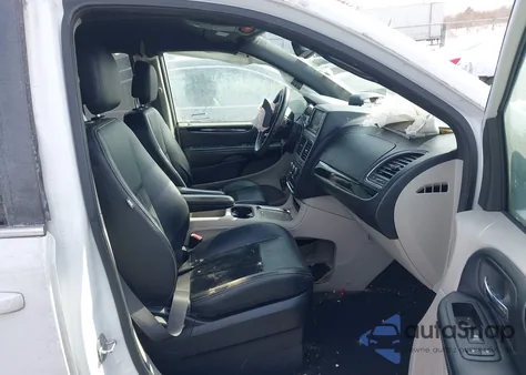 2018 Dodge Grand Caravan Sxt z USA, uszkodzony, nr VIN 2C4RDGCGXJR206608